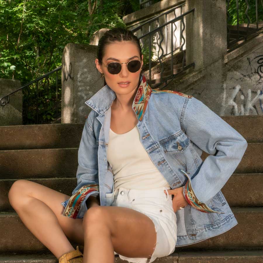 Chévere- Jeansjacke im Boholook- Earth- Fair & nachhaltig