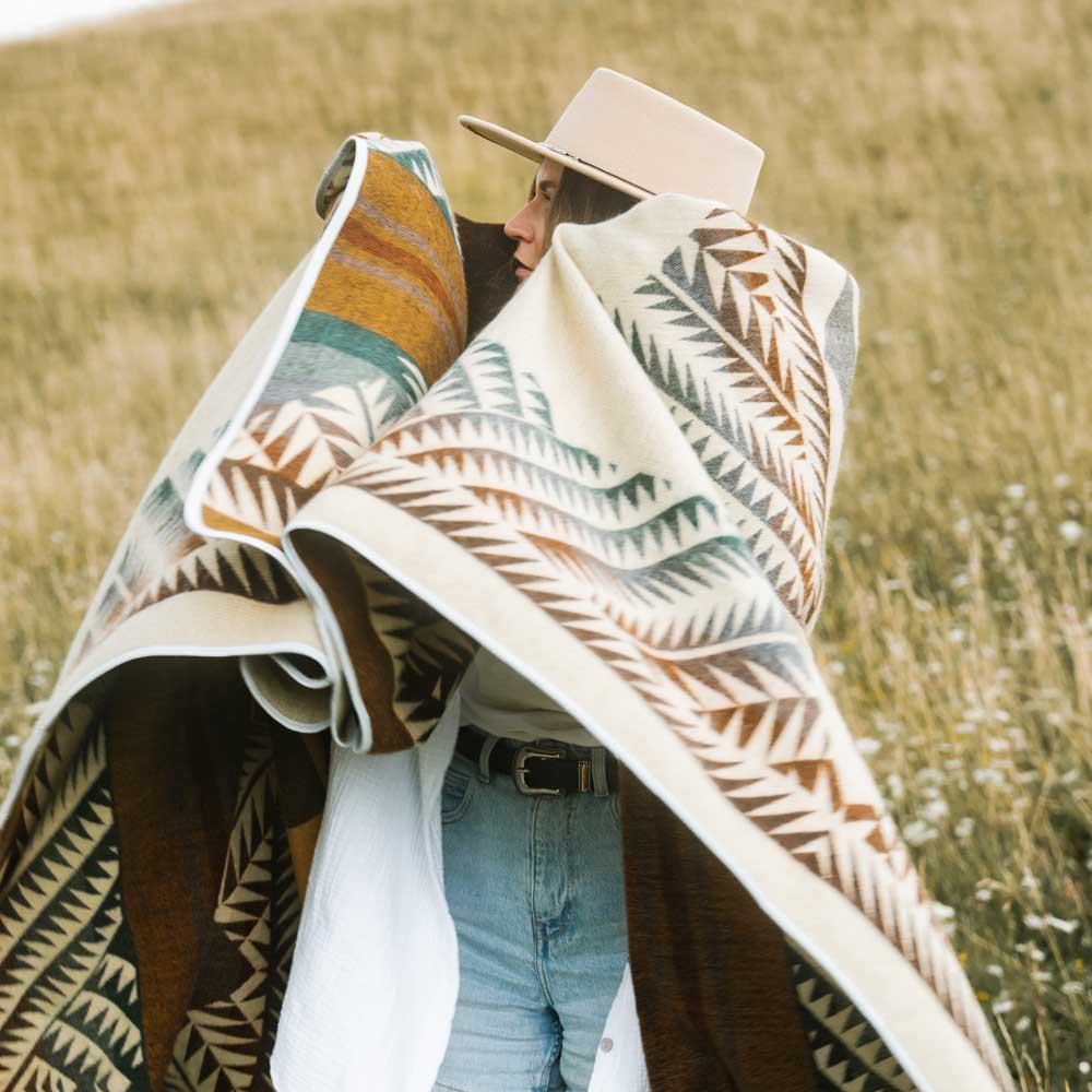 Wolldecke Erdtöne Ethno handgefertigt, Kuscheldecke Boho, Decke Aztek-Muster