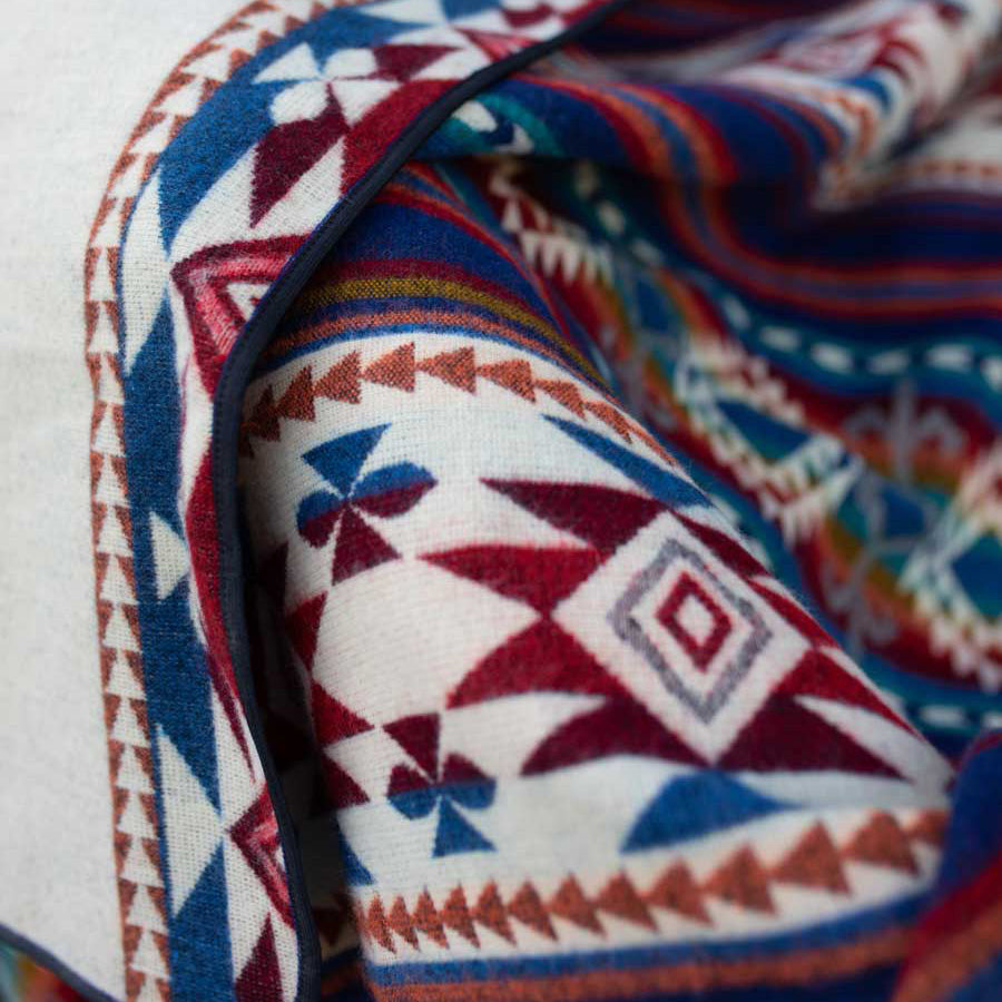 Blaue Wolldecke, Kuscheldecke Boho, Aztek-Decke, Campingdecke bunt, Tagesdecke blau rot 